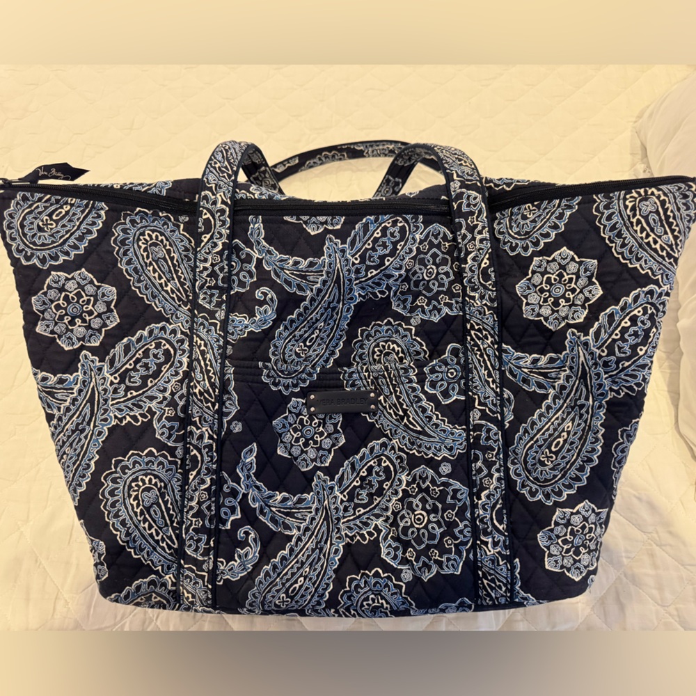 Vera Bradley Navy and Light Blue Paisley Tote - Picture 3 of 4